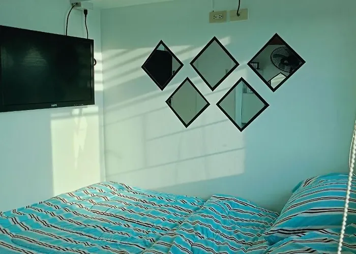 Cozy Escape Alabang Apartment *