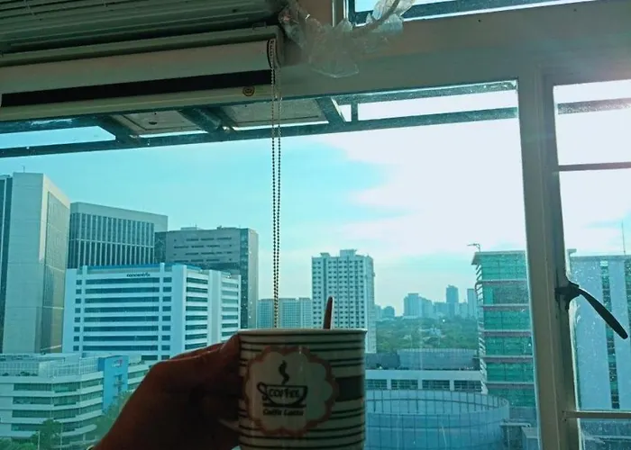 Cozy Escape Alabang Apartment Manila